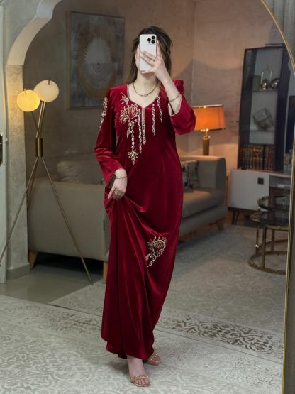 فستان الانيقة أحمر